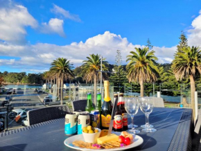 Hosts on the Coast Harbour View at Esplanade Apt 111, Whitianga